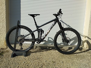 TREK Remedy 8 XT 2023